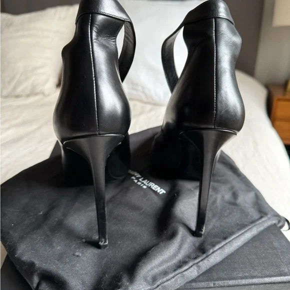 Saint Laurent Black Leather Ankle-Strap Stiletto Pumps - Picture 4 of 8
